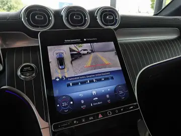 GLC 450 d 4M AHK+PANORAMA+HIFI+TOTWINKEL+360°