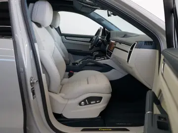 Porsche Cayenne Coupe E-Hybrid MY2021/NEW