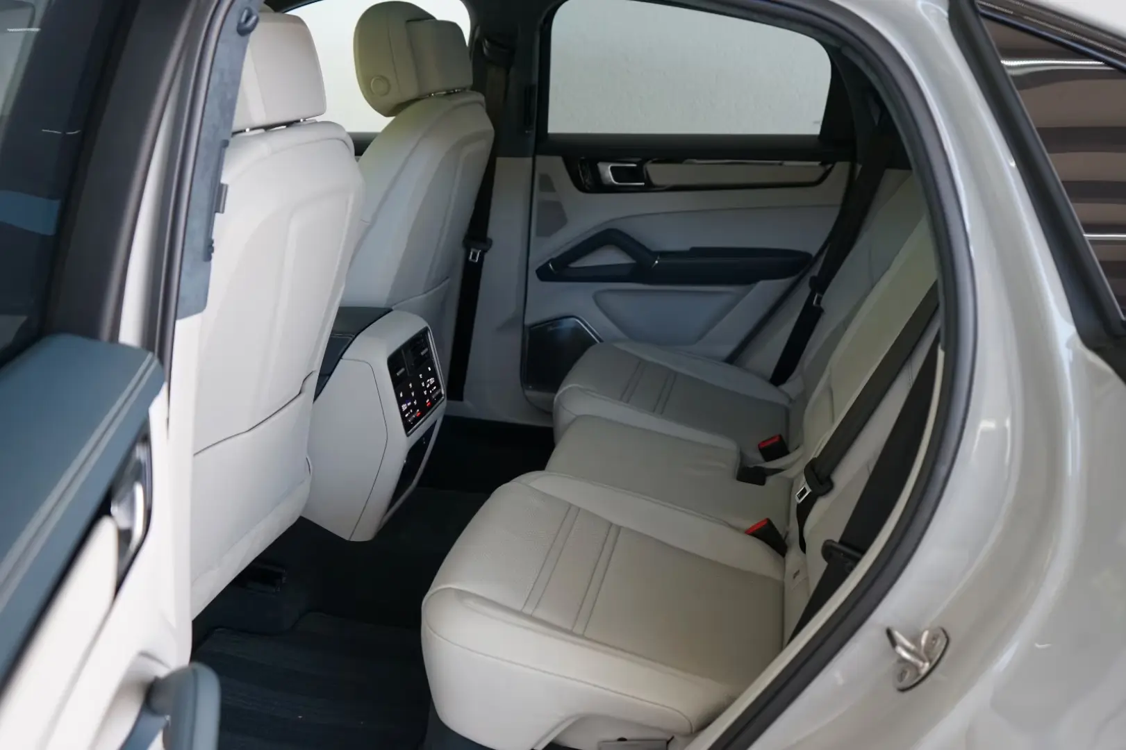 Porsche Cayenne Coupe E-Hybrid MY2021/NEW