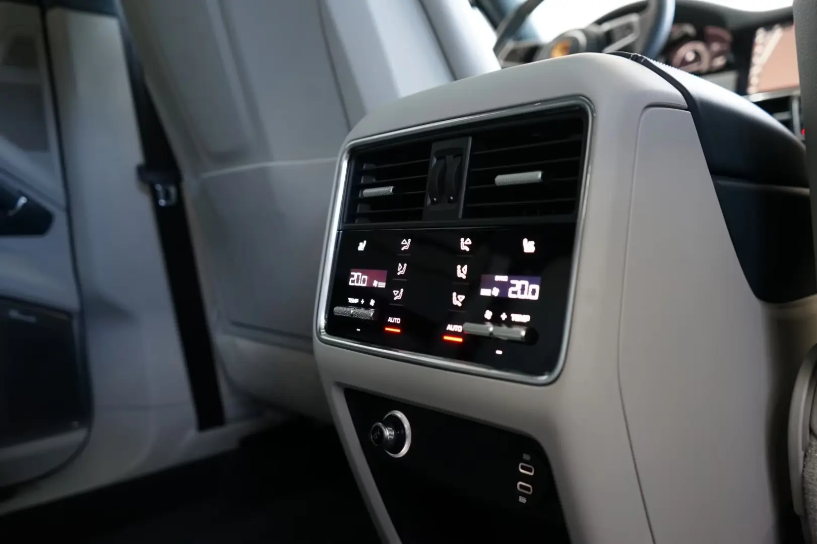 Porsche Cayenne Coupe E-Hybrid MY2021/NEW