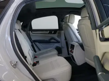 Porsche Cayenne Coupe E-Hybrid MY2021/NEW