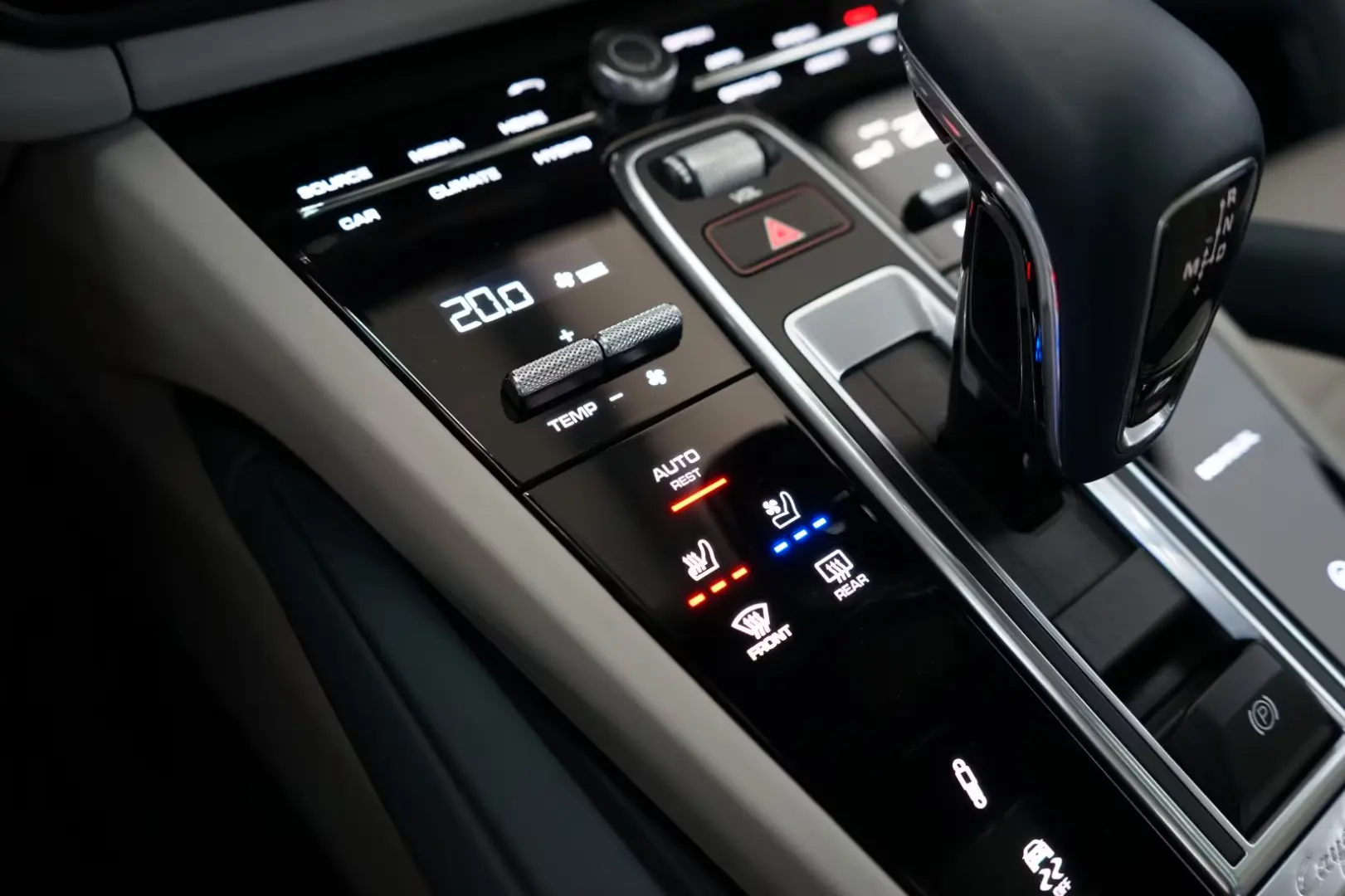 Porsche Cayenne Coupe E-Hybrid MY2021/NEW