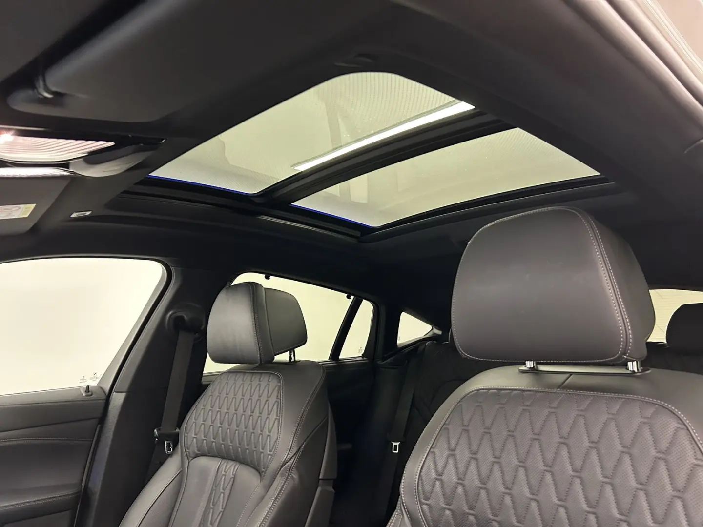 X6 xDrive40d M Sportpaket DA. Prof. Laser Head-U