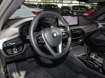 520d xDrive Limousine (2020 - HK HiFi DAB LED