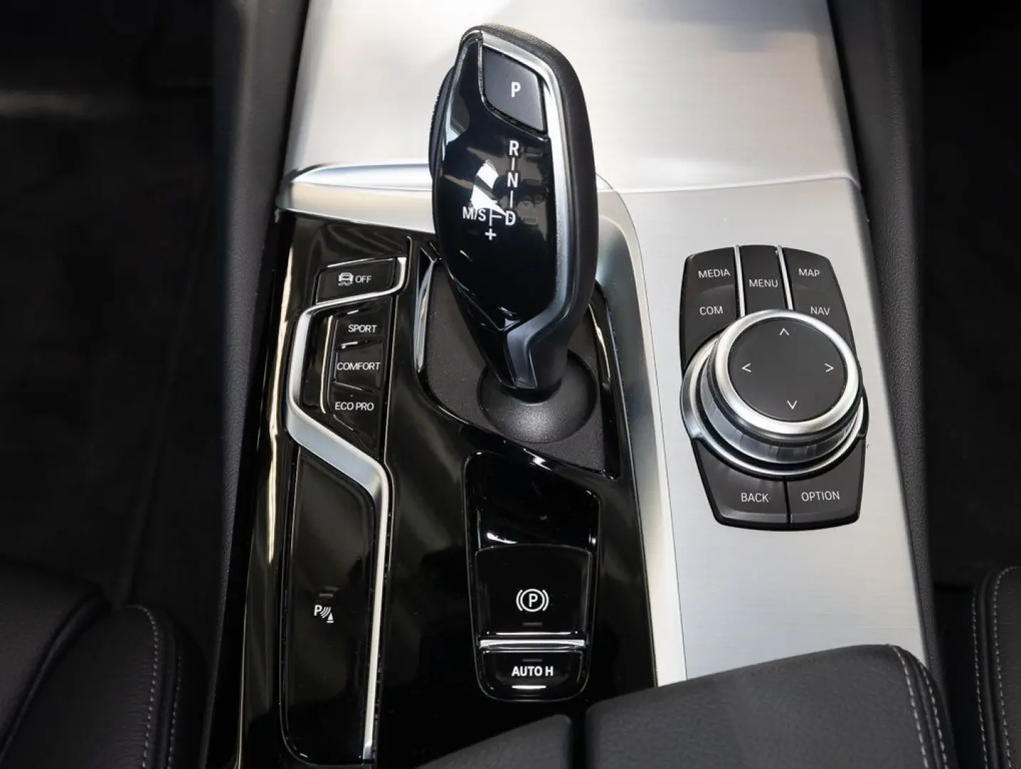 520d xDrive Limousine (2020 - HK HiFi DAB LED