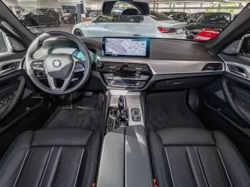 520d xDrive Limousine (2020 - HK HiFi DAB LED