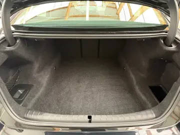 520d Limousine Navi AHK Head-Up Laser Kamera