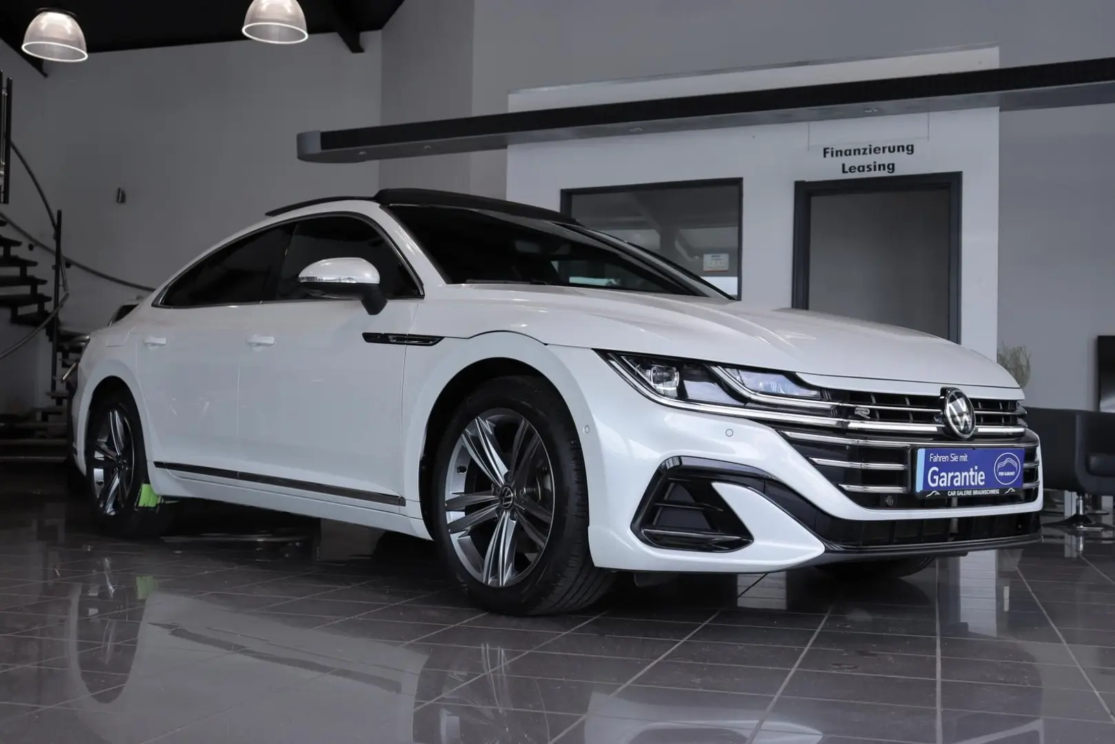 Arteon 2.0 TSI R-Line*IQ-LIGHT*PANO*STANDHZ.*AHK