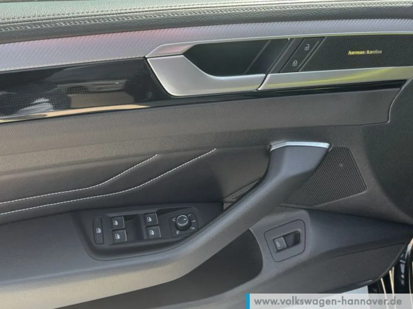Arteon 2.0 TSI DSG R-Line Navi LED Pano PDC Kame