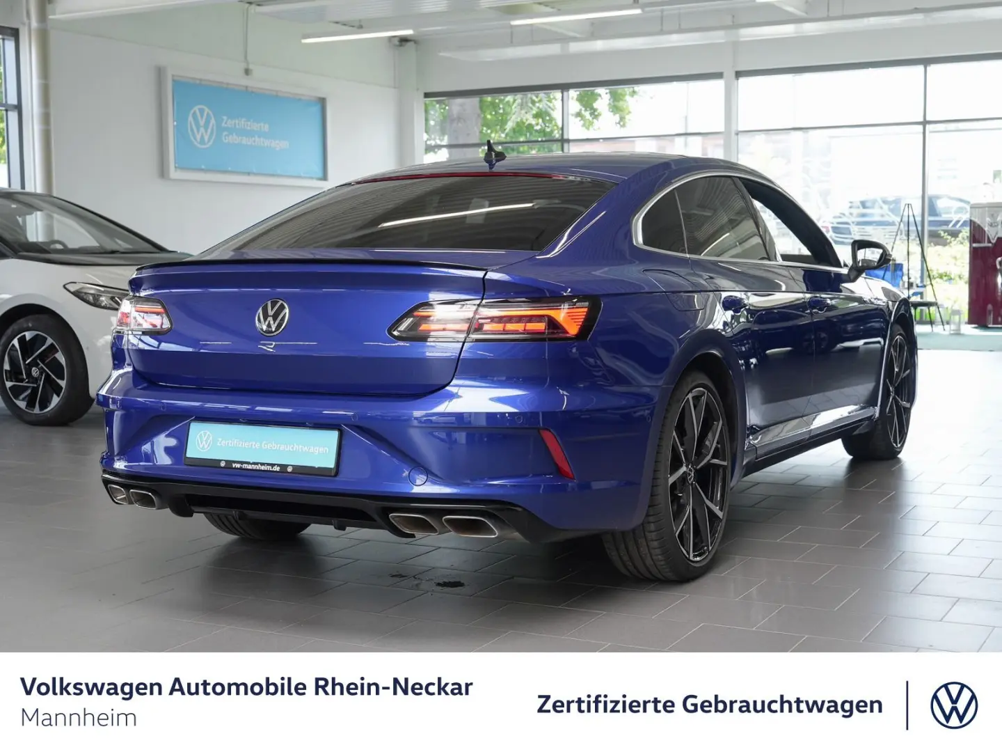 Arteon R 4M 2.0 TSI Sportsitze R Panoramadach Ka