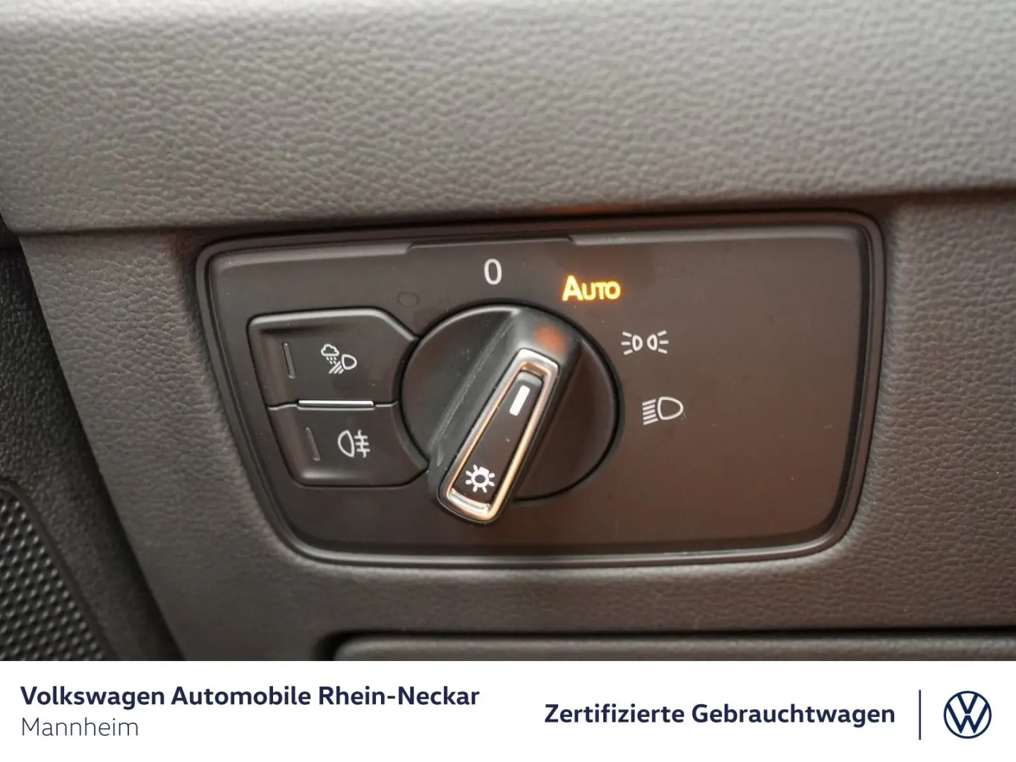 Arteon R 4M 2.0 TSI Sportsitze R Panoramadach Ka