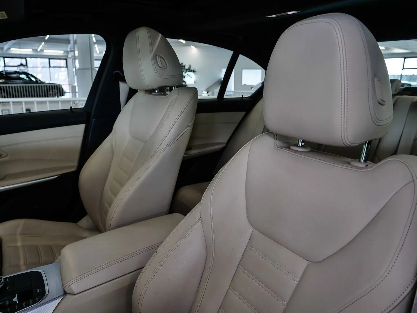 330e M-Sport Aut Nav Laser HuD Glasd Komfzg 18