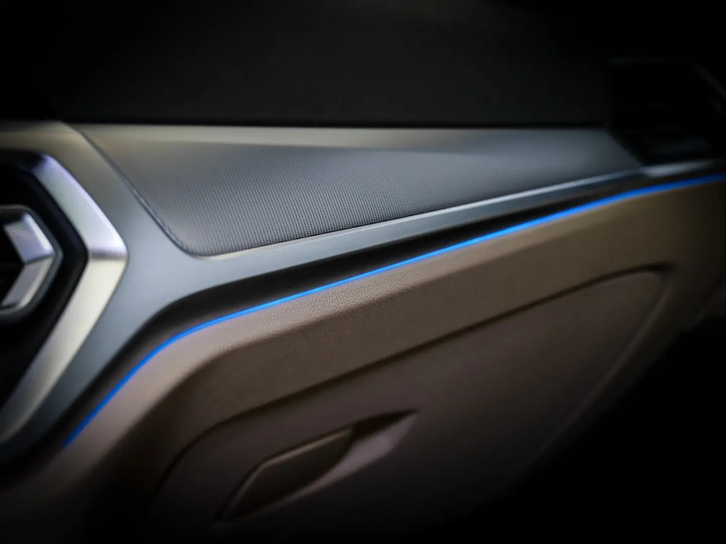 330e M-Sport Aut Nav Laser HuD Glasd Komfzg 18