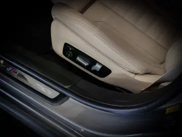 330e M-Sport Aut Nav Laser HuD Glasd Komfzg 18