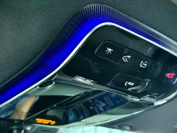 Mercedes-Benz GLC 200 4M AMG+Pano+AHK+Kamera