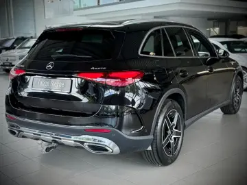 Mercedes-Benz GLC 200 4M AMG+Pano+AHK+Kamera