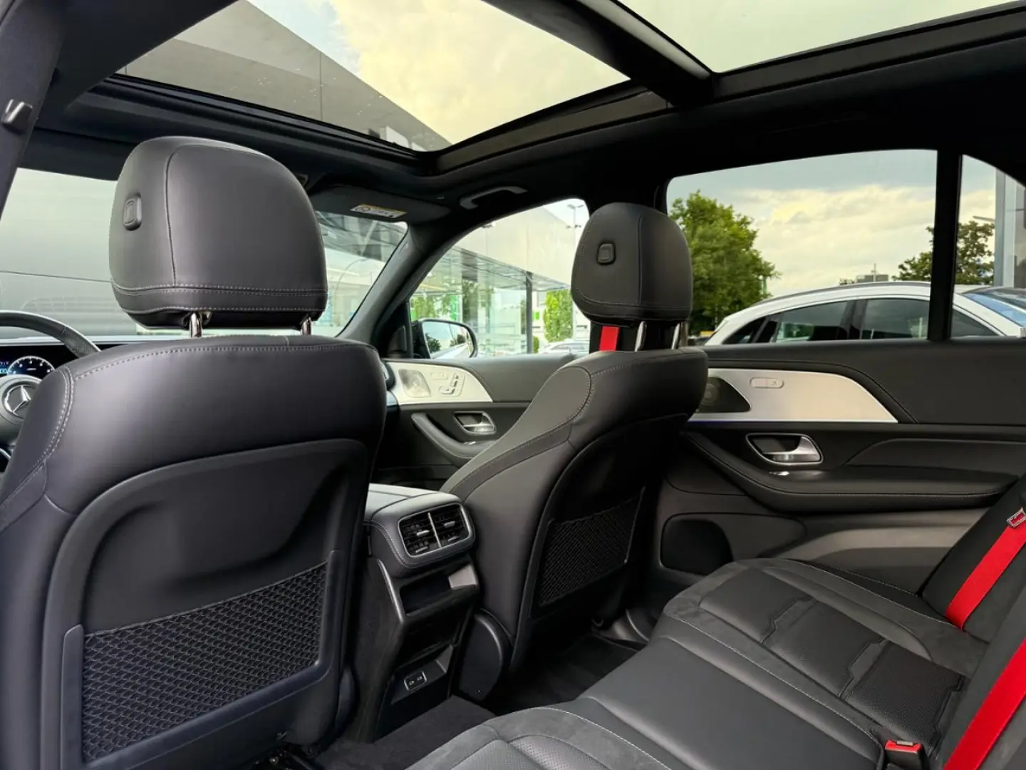 GLE 53 AMG 4M+ Night StHzg AHK Pano HUD 21 Zoll