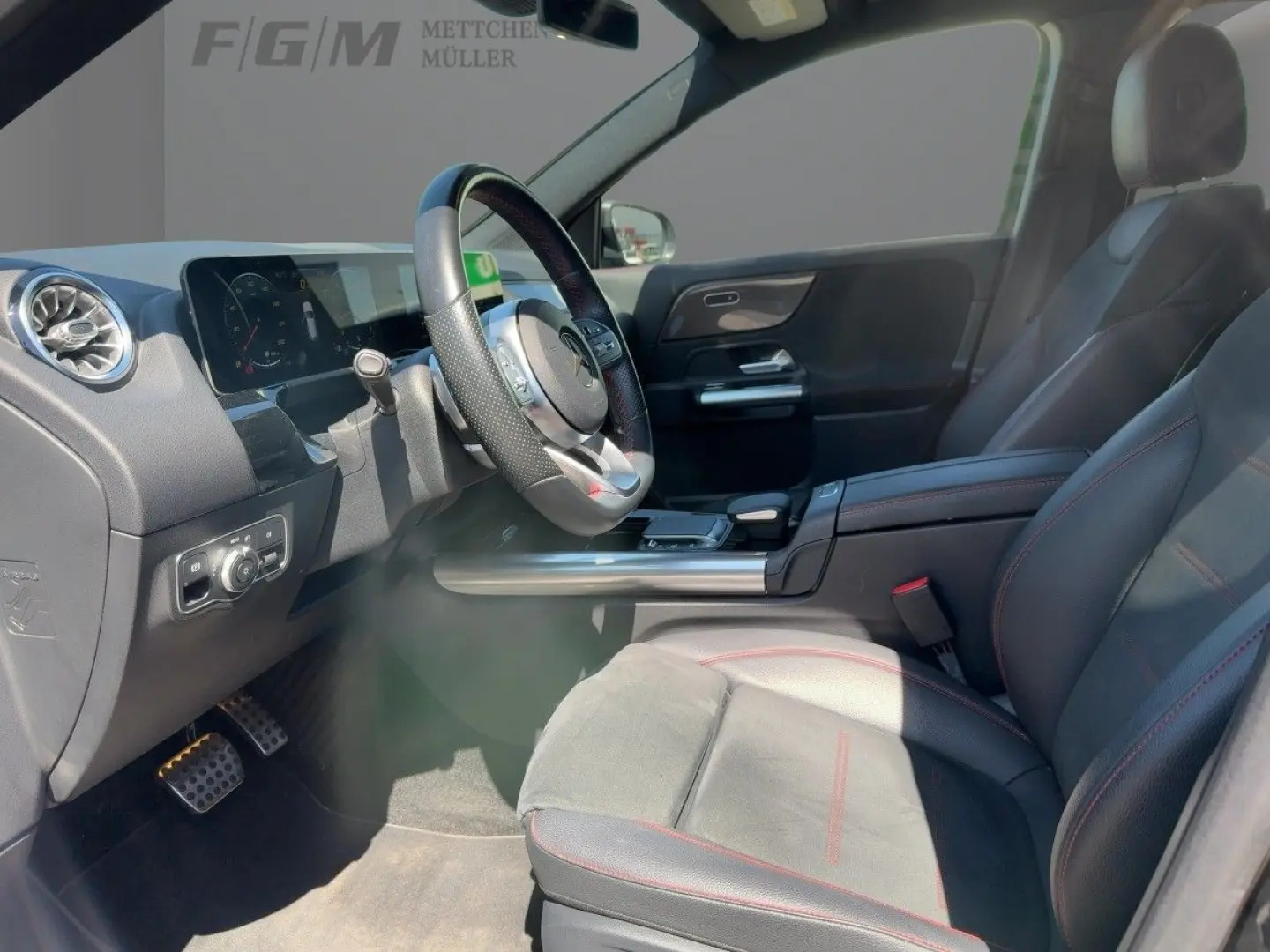 GLA 200 AMG Line +Wide+MBUX+LED+Navi+Cam+AUT+PTS