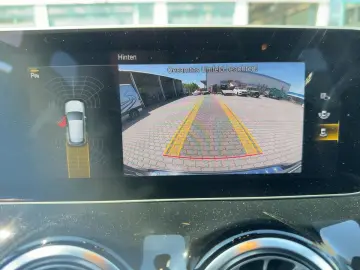 GLA 200 AMG Line +Wide+MBUX+LED+Navi+Cam+AUT+PTS