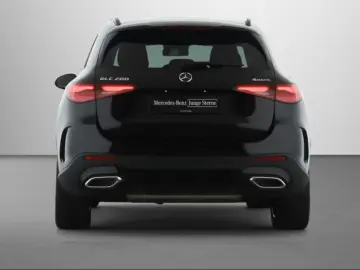 Mercedes-Benz GLC 200 4M AMG Noapte MBUX SHZ LED