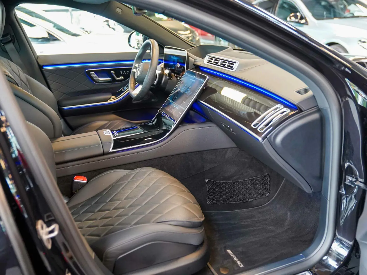 S 450 d 4M AMG Line lang Night Hinterachslenkung