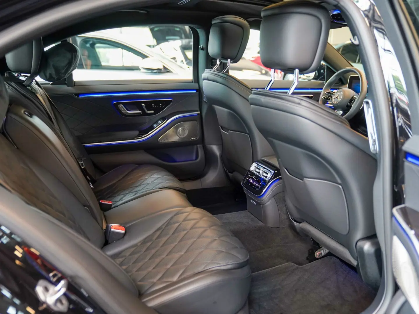 S 450 d 4M AMG Line lang Night Hinterachslenkung