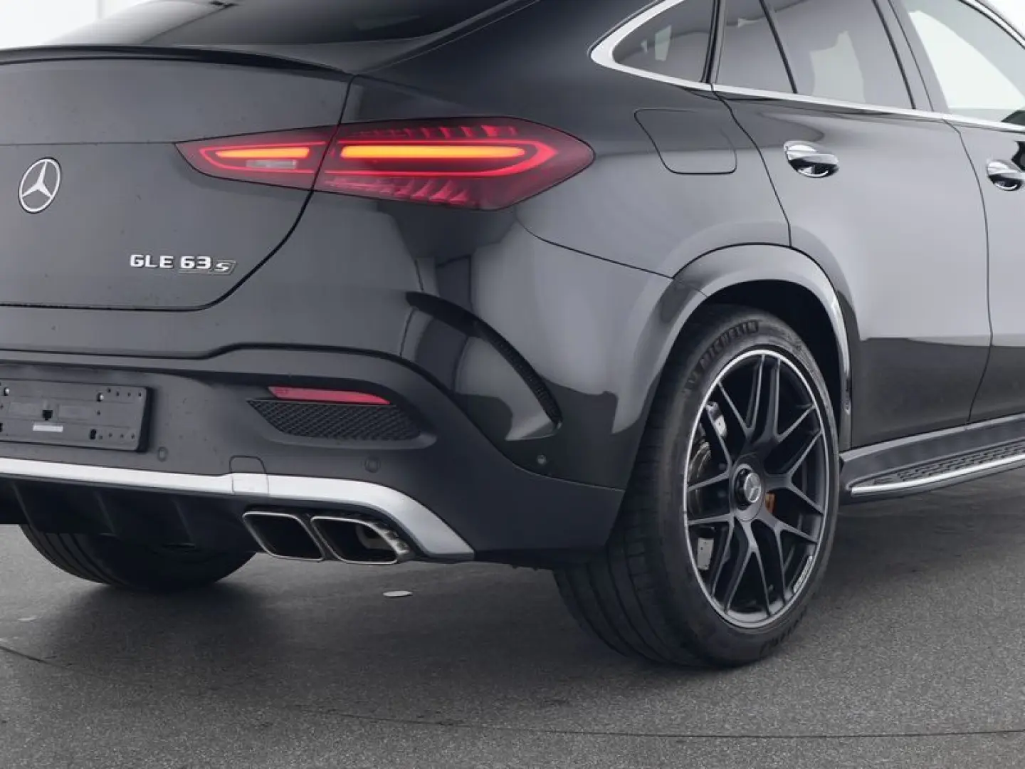 GLE 63 AMG S 4M+ Pano*Sitzklima*22