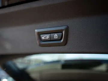 X3 xDrive 30e