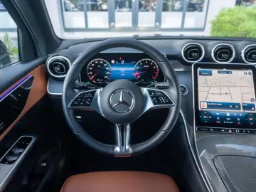 Mercedes-Benz GLC200 4MATIC Avantgarde