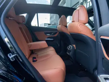 Mercedes-Benz GLC200 4MATIC Avantgarde