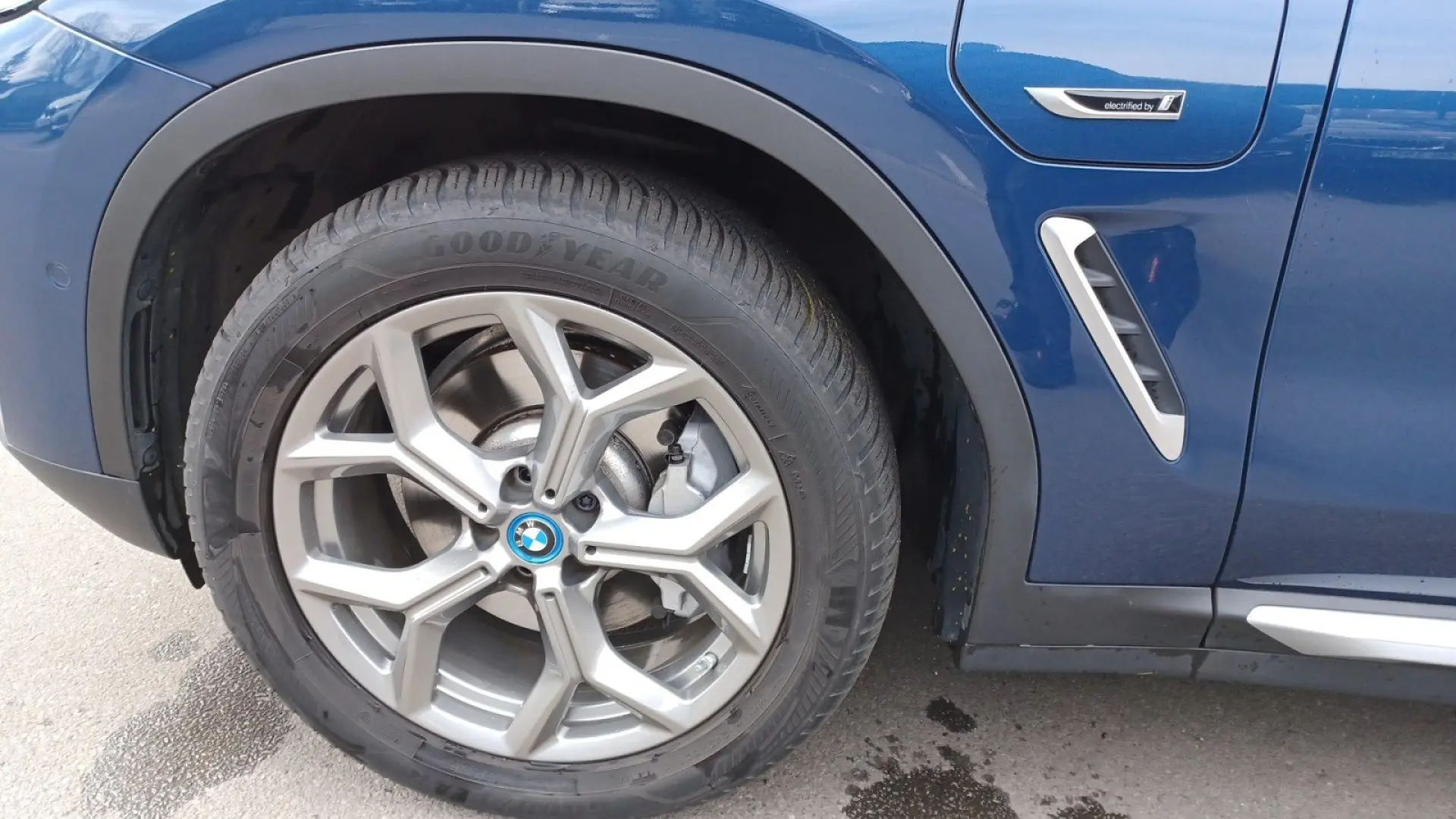 X3 xDrive30e