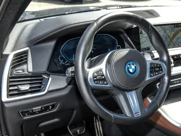 X5 xDrive45e M Sport HUD PANO ACC AHK 360°KAM