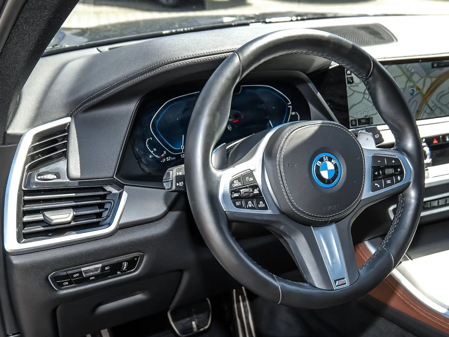 X5 xDrive45e M Sport HUD PANO ACC AHK 360°KAM