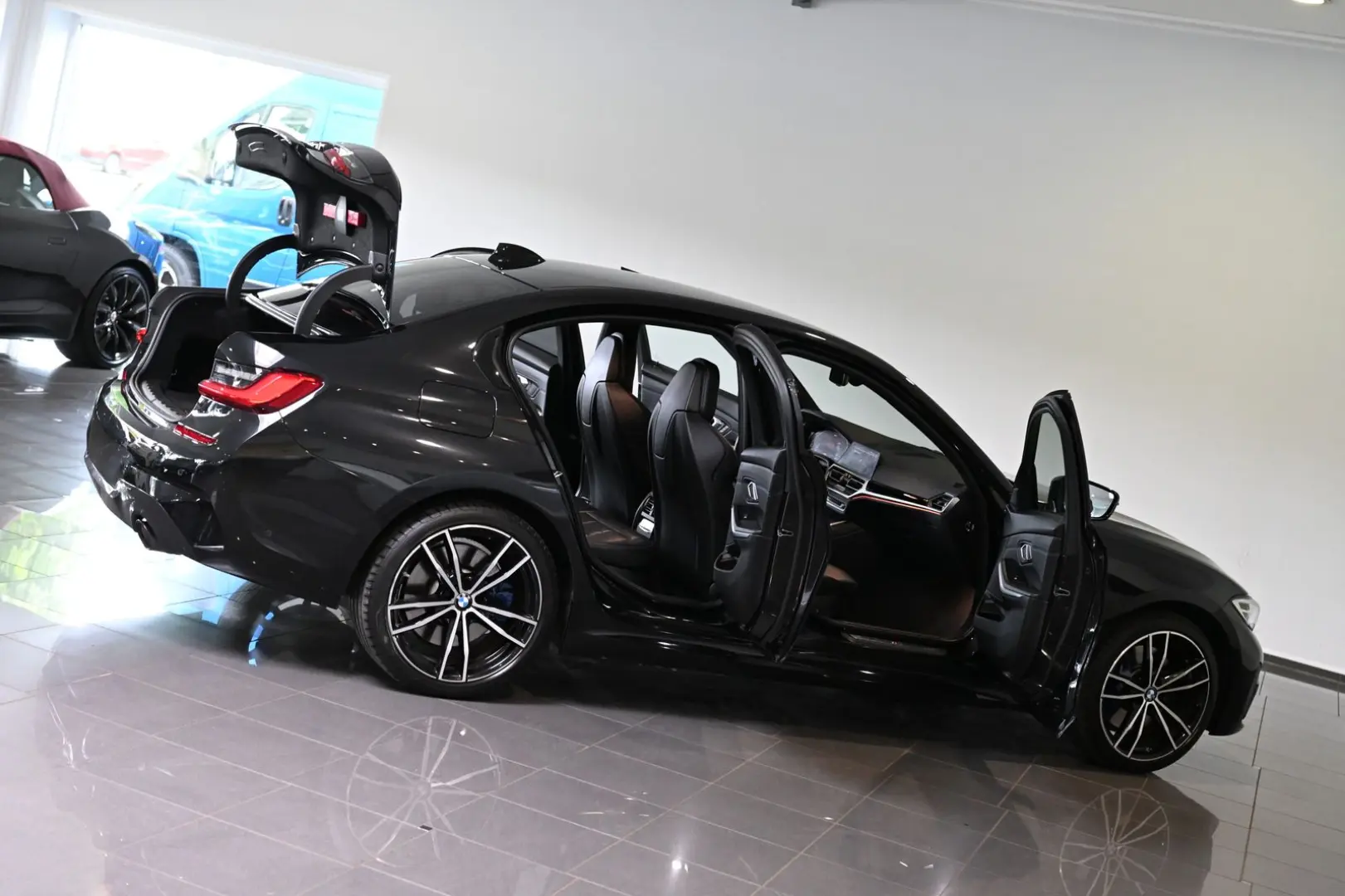 330 e xDrive M Sport M-Sitze M-Bremse AHK 19