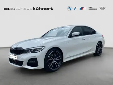 330i xDrive Limousine    M-Sport ACC SD SpurAss
