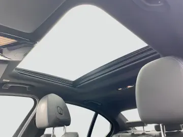 330i xDrive Limousine ///M-Sport ACC SD SpurAss