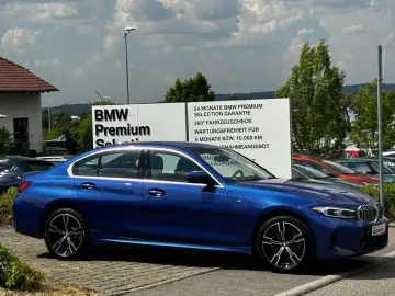 330e xDrive M Sport HUD ACC Kamera HiFi KomfZ.PA