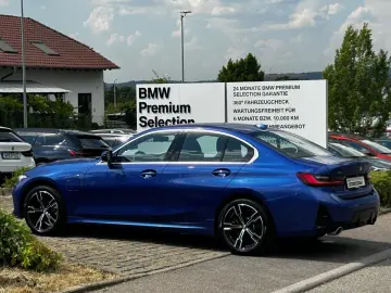 330e xDrive M Sport HUD ACC Kamera HiFi KomfZ.PA