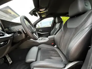 330e xDrive M Sport HUD ACC Kamera HiFi KomfZ.PA