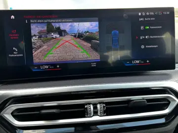330e xDrive M Sport HUD ACC Kamera HiFi KomfZ.PA