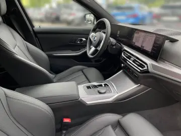 330e xDrive Limousine M Sport HUD PA ACC HiFi DA