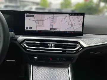 330e xDrive Limousine M Sport HUD PA ACC HiFi DA