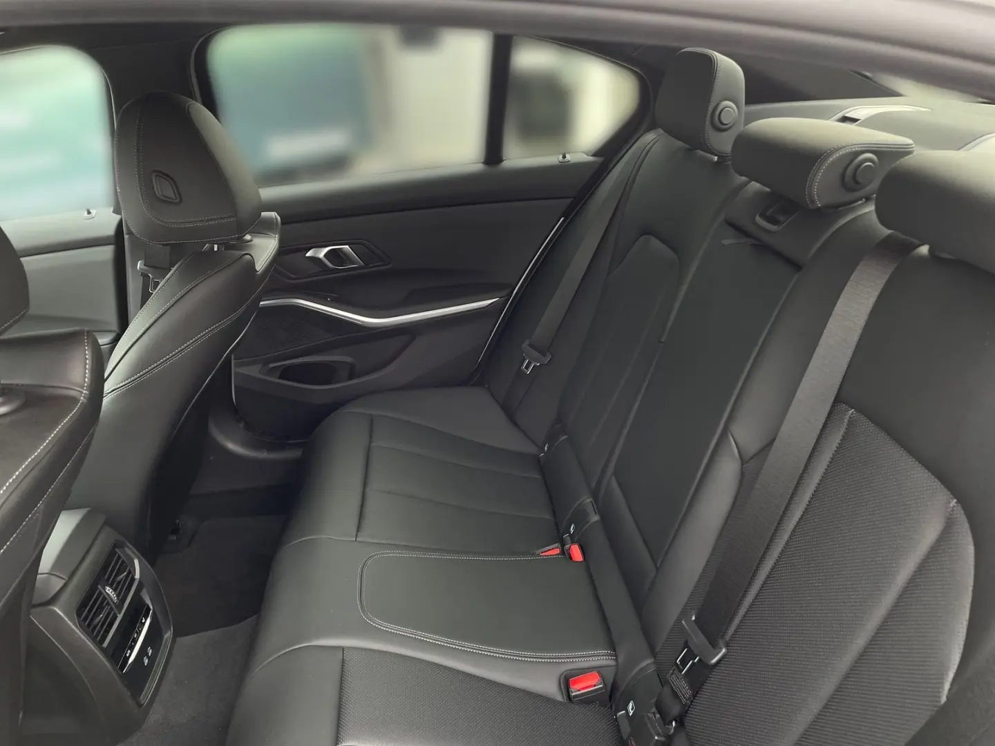 330e xDrive Limousine M Sport HUD PA ACC HiFi DA