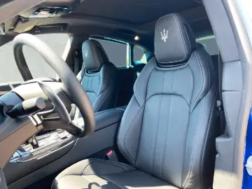 Levante Modena S AWD Automatik MJ 23 ACC SD