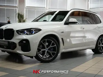 X5 xDrive 45 e M Sport M-SITZE B&W PANO