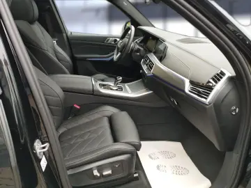 X5 xDrive 30 d M Sport*Luftfederung*21``*Pano*