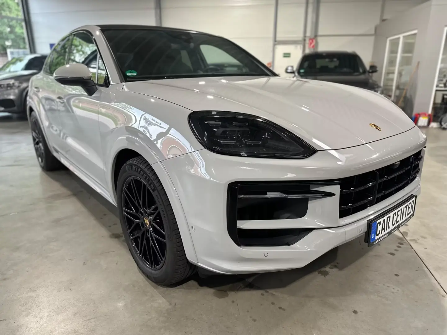 Porsche Cayenne Coupe S E-Hybrid HUD