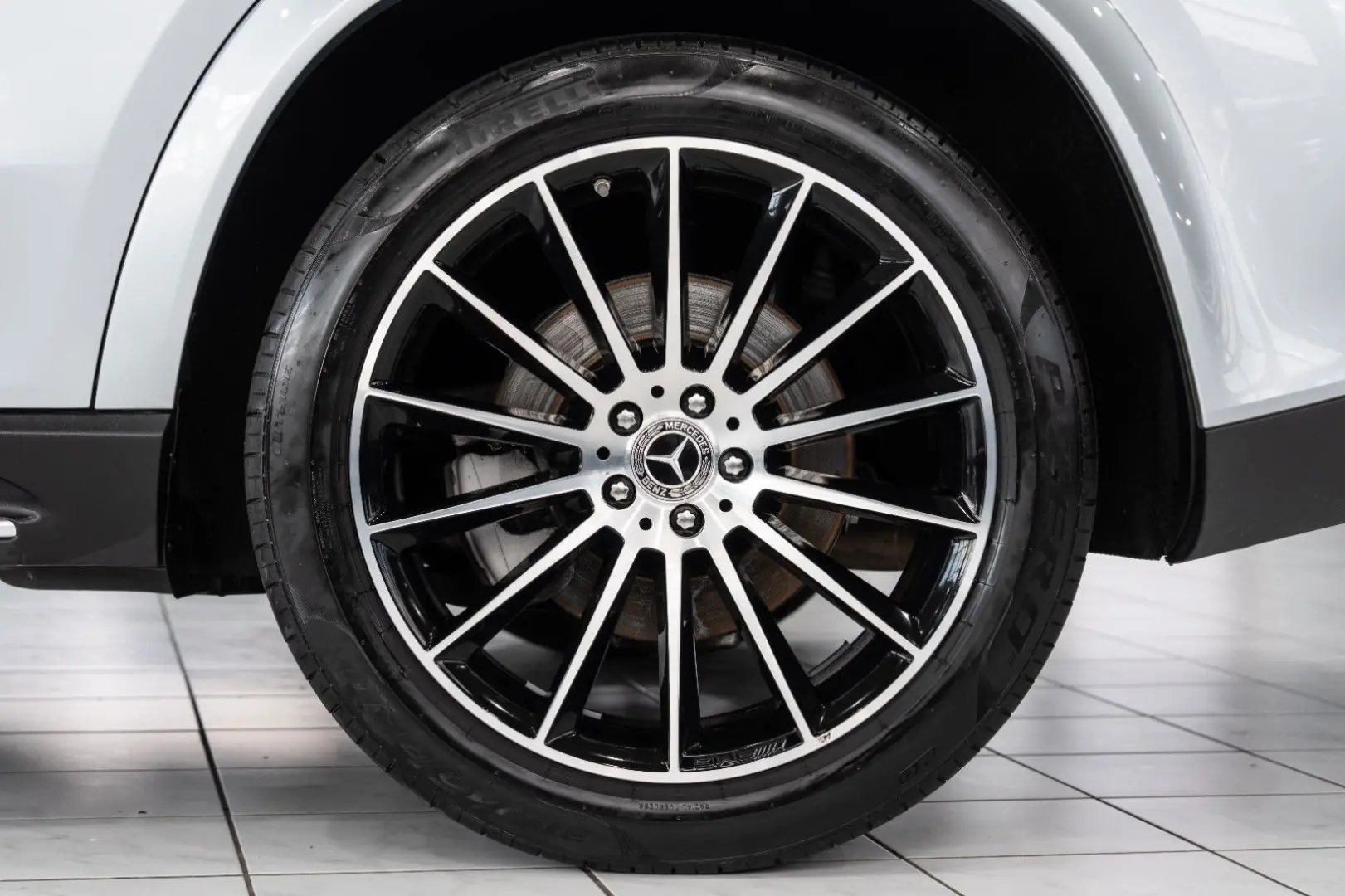 GLE 400d 4M*AMG-LINE*MASSAGE*PANO*HUD*360°*21