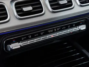 GLE 400d 4M*AMG-LINE*MASSAGE*PANO*HUD*360°*21