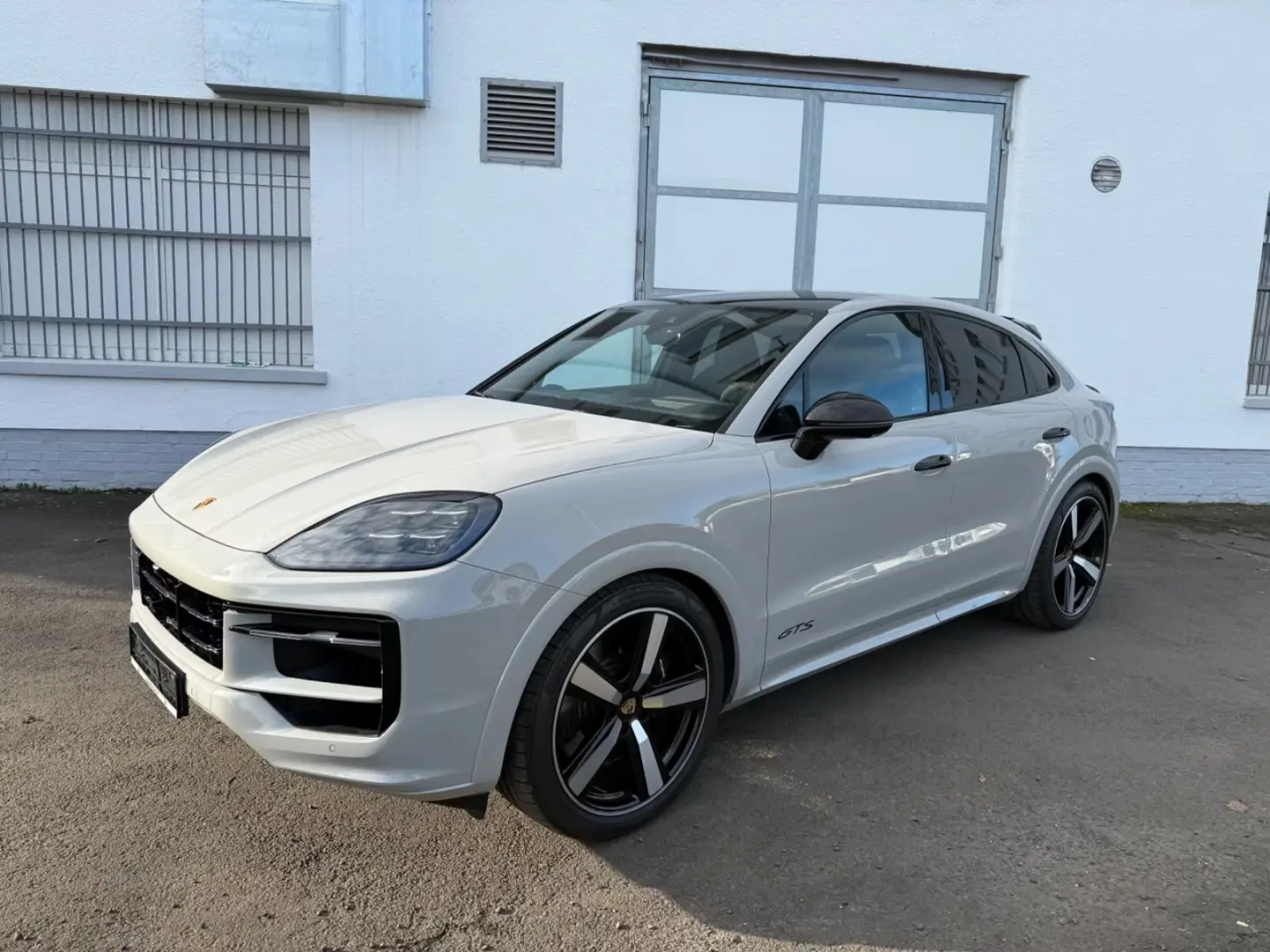 Porsche Cayenne Coupe GTS/BFD/Alu22/AHK